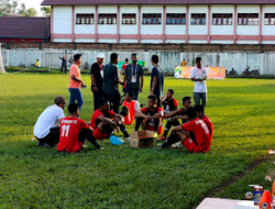 Al-Farlaky FC Tikam IDI United di Monsikureng Aceh Timur