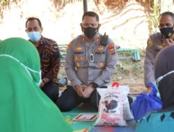 Kapolres Aceh Timur Doakan Perempuan Korban Pembunuhan di Banda Alam dan Serahkan Bantuan Kepada Keluarga Korban