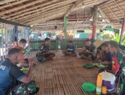 Satgas Kodim Maluku Yonarhanud 11/WBY Ajak Masyarakat Untuk Membuat Pagar Sekolah