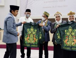 Launching Batik IPNU – IPPNU Khas Kaltim