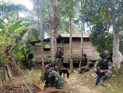 Mewujudkan Kemanunggalan TNI Rakyat, Satgas Yonif 126/KC Lakukan Komsos Warga Perbatasan