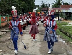 Drum Band MTsN 1 Aceh Timur Meriahkan Open Turnament Sepak bola Senator Fachrulrazi Cup di Stadion TM Ja’far Kuta Binjei