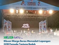 Ribuan Warga Berau Memadati Lapangan GOR Pemuda Tanjung Redeb